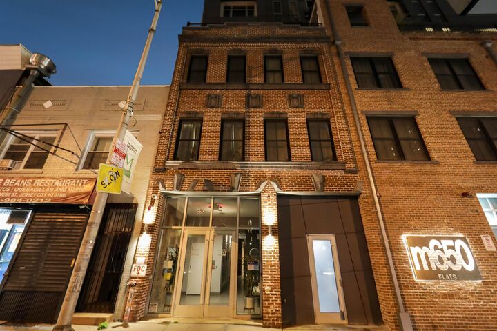 Property Photo:  650 Montgomery St 403  NJ 07306 