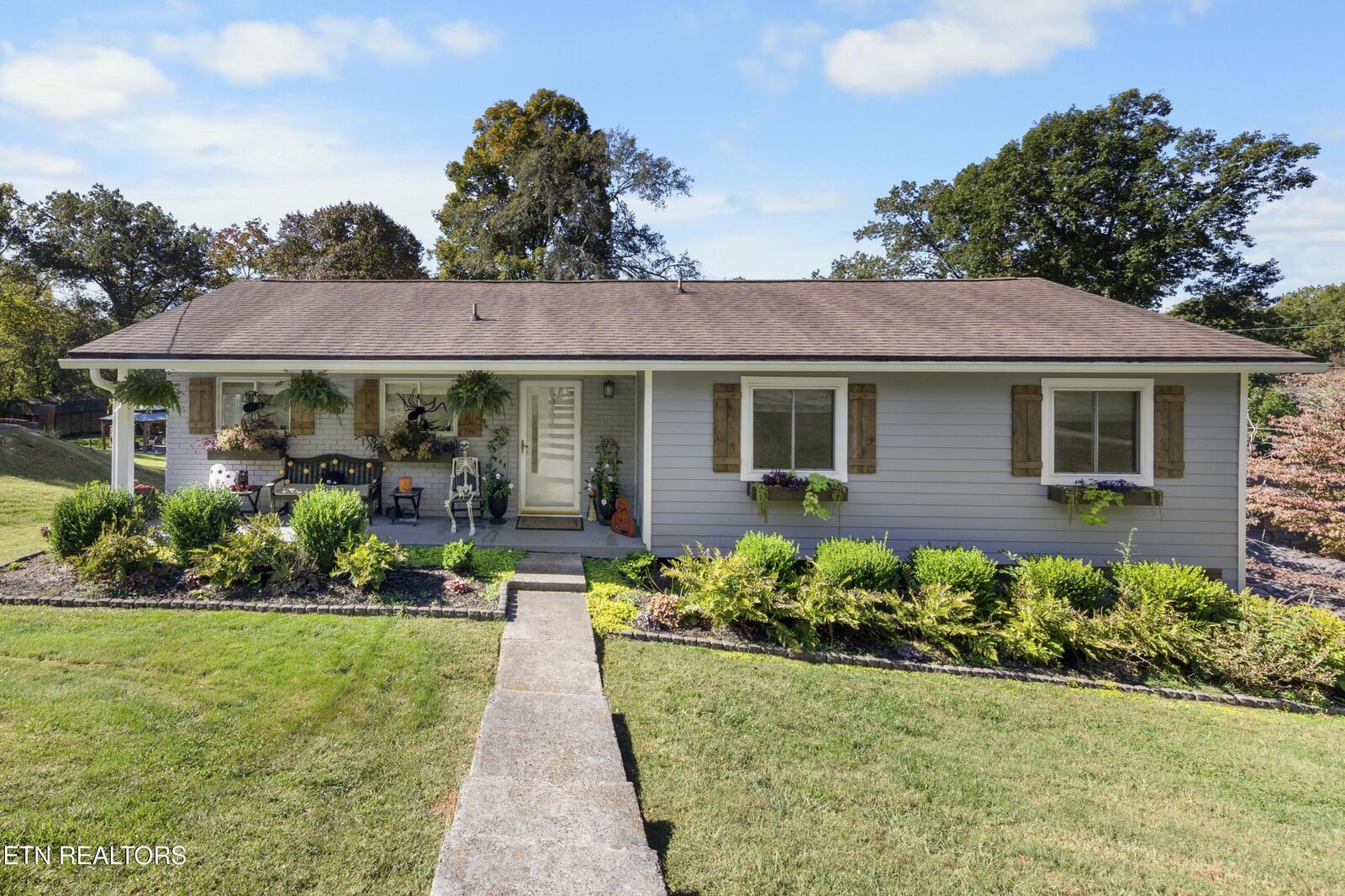 Property Photo: 1601 Buckeye Rd TN 37919