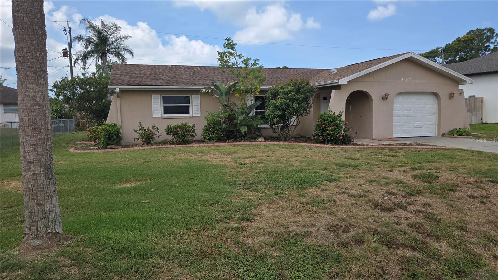 Property Photo:  347 Holly Road  FL 34293 