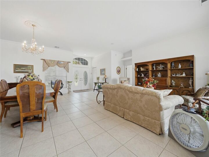 Property Photo:  118 W Juliana Way  FL 33823 
