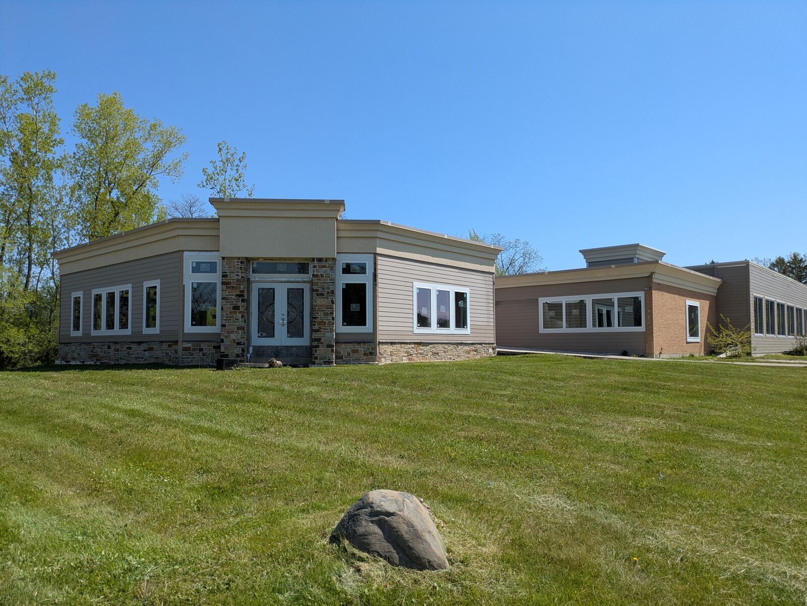 Property Photo: 8200 N Teutonia Ave WI 53209