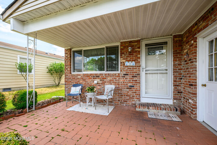 Property Photo:  75 Chesterfield Lane  NJ 08757 