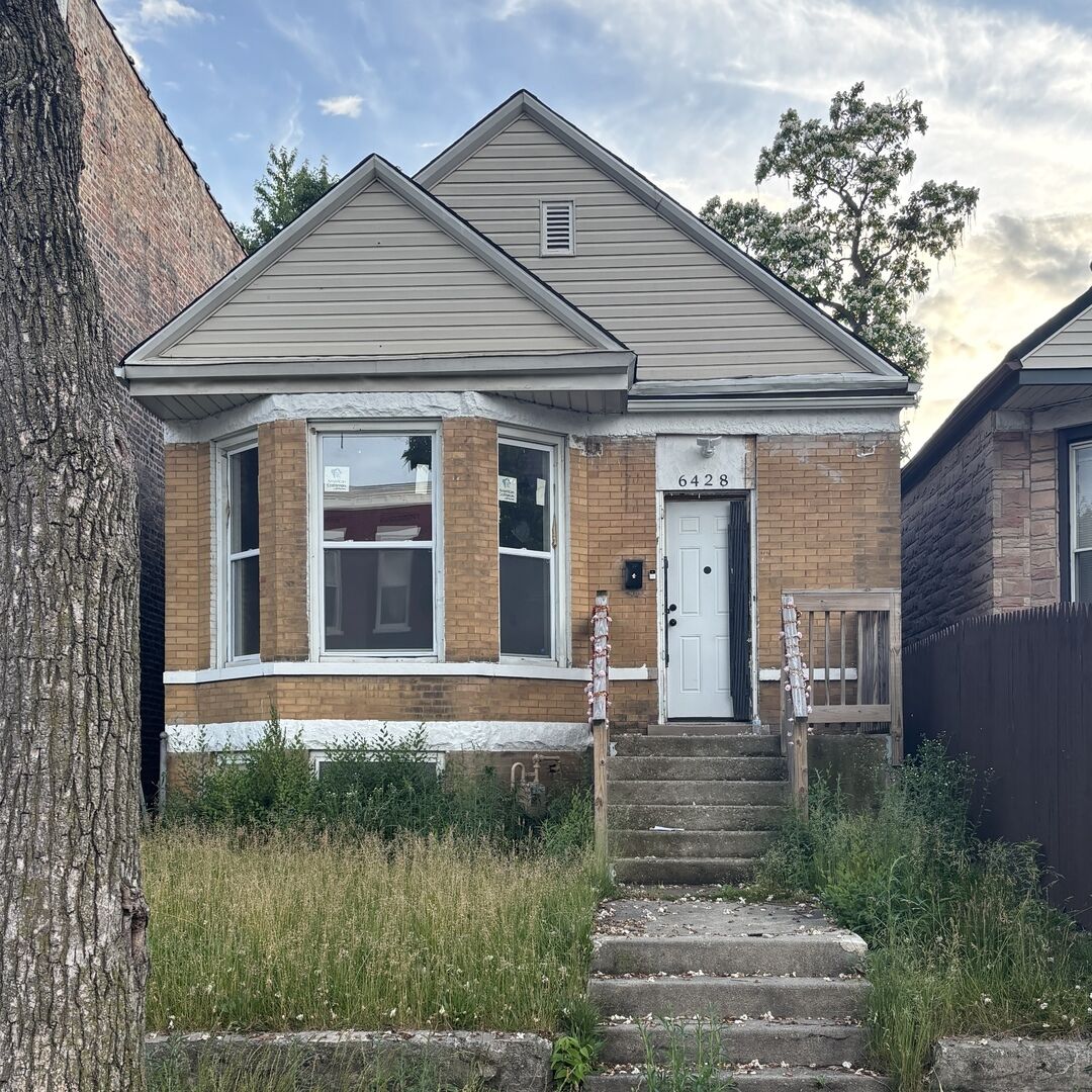 Property Photo: 6428 S Marshfield Avenue IL 60636