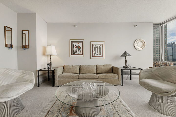 Property Photo:  2 E Erie Street 3706  IL 60611 