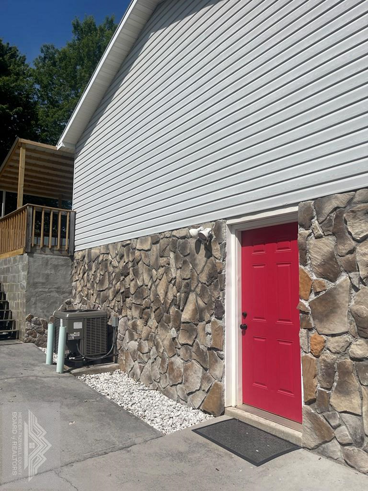 Property Photo: 101 Bish Ave WV 24740