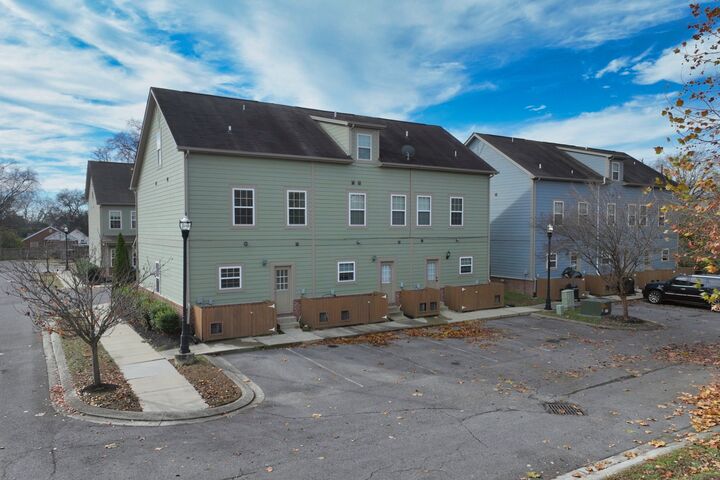 Property Photo:  95 Plumlee Dr 34  TN 37075 