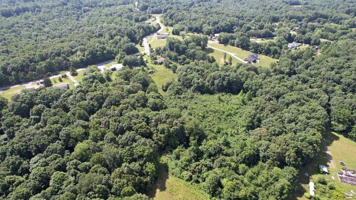 Property Photo: 4368 Old Metal Rd TN 37142