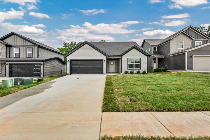 Property Photo: 2669 Brewster Dr TN 37042