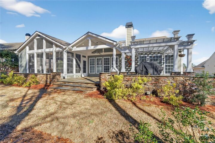 Property Photo: 1090 Water Front Road GA 30642