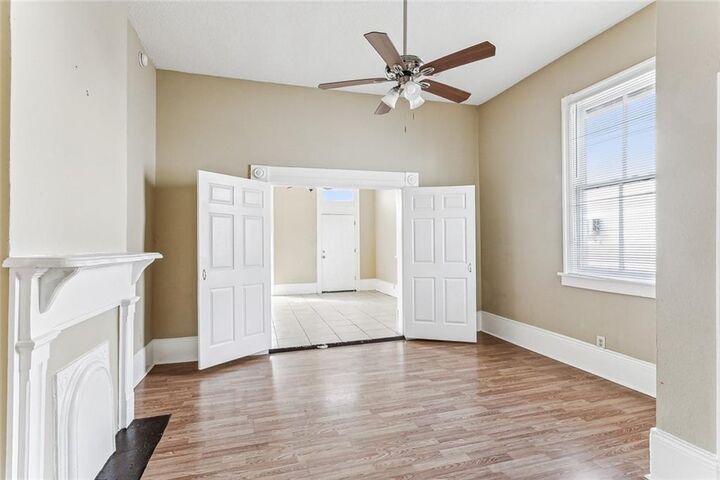 Property Photo:  2031 33 Arts Street  LA 70117 
