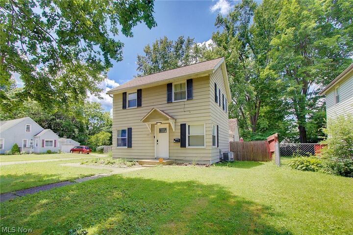Property Photo: 754 Hayden Avenue OH 44320