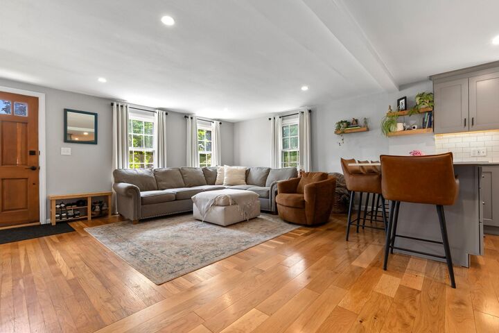 Property Photo:  9 Comings Court  NH 03833 