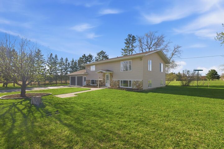 Property Photo:  4647 County Road 121  MN 56449 
