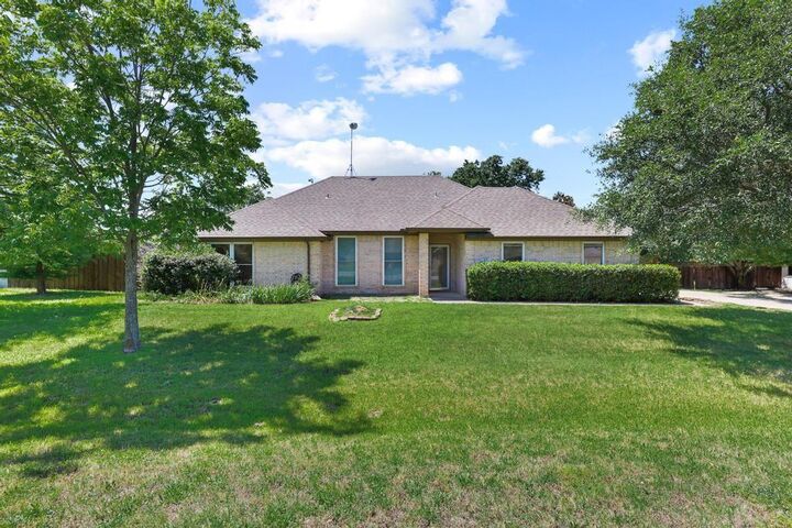 Property Photo:  315 Preston Glen  TX 75058 