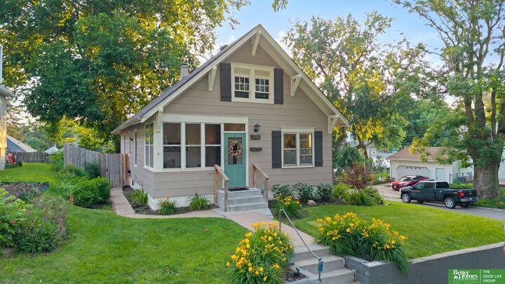 Property Photo:  2546 N 63 Street  NE 68104 