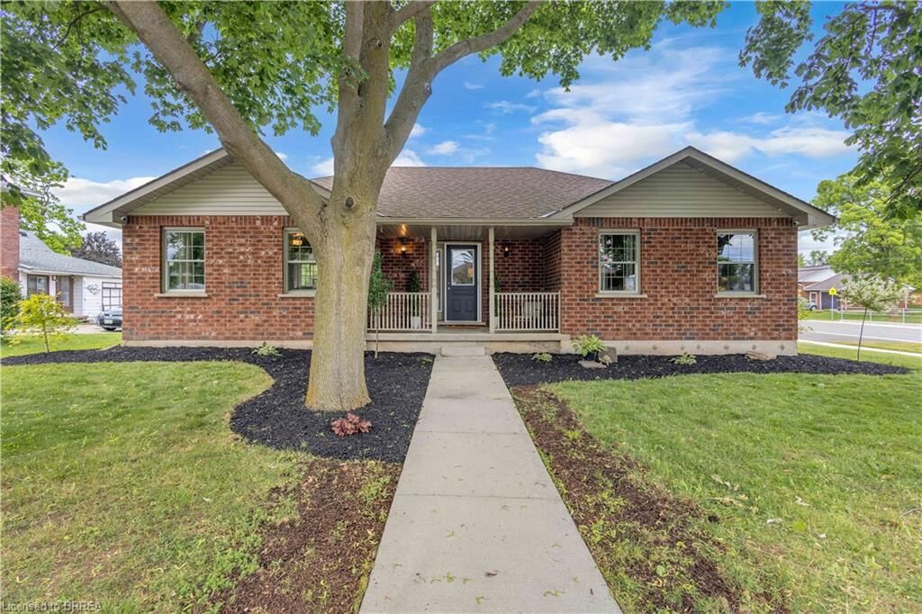 Property Photo: 5 Walpole Drive ON N0A 1J0