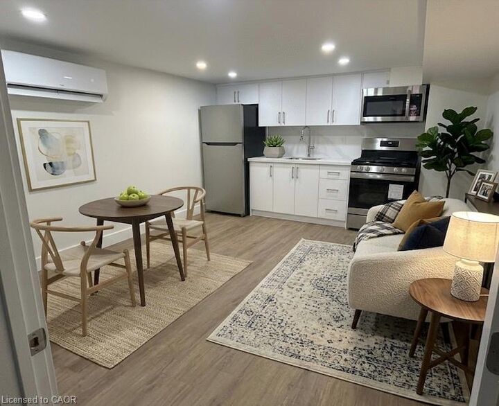 Property Photo:  259 John Street S 1  ON L8N 2C9 