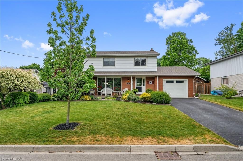 Property Photo:  39 Holden Avenue  ON N3Y 4E4 