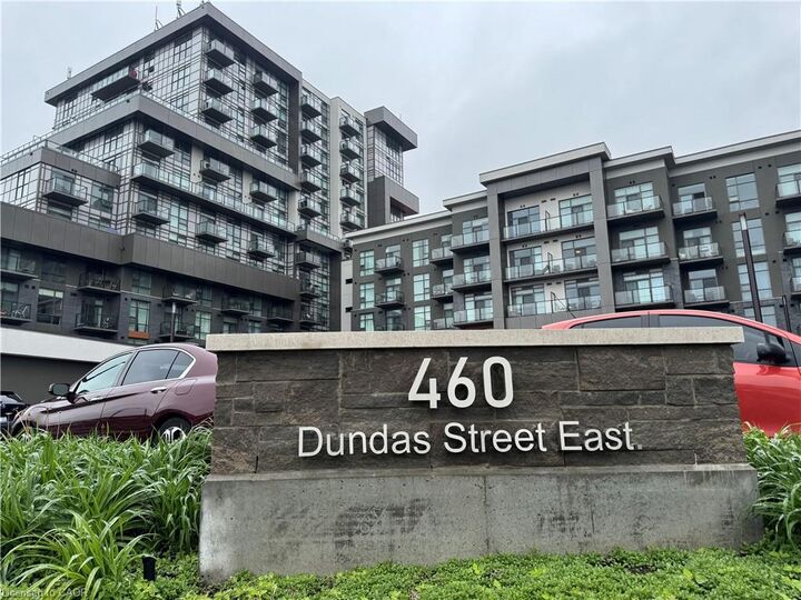 460 Dundas Street 709 — photo 1