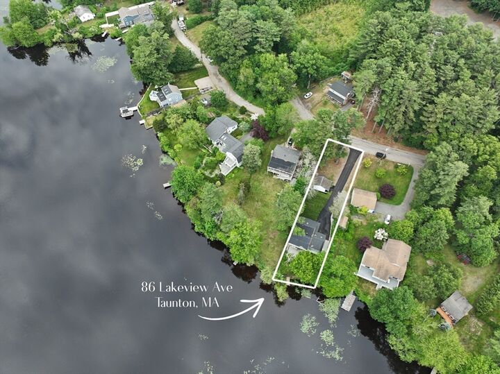 Property Photo:  86 Lakeview Ave  MA 02780 