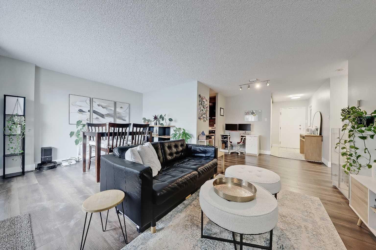 Property Photo:  718 12 Avenue SW 708  AB T2R 0H7 