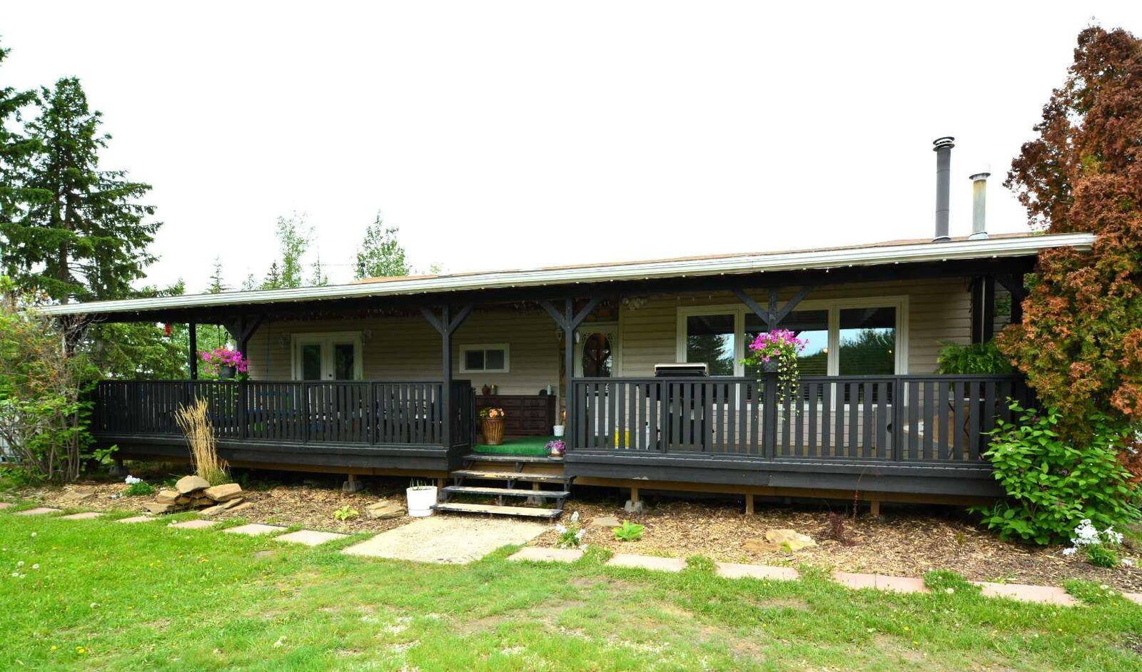 Property Photo:  50529 Range Road 121  AB T7Y 2N4 