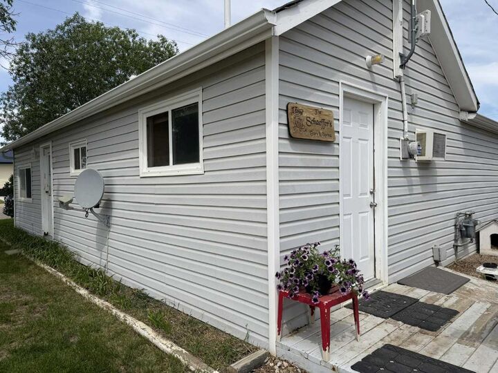 Property Photo: 830 1 Avenue AB T0K 2K0