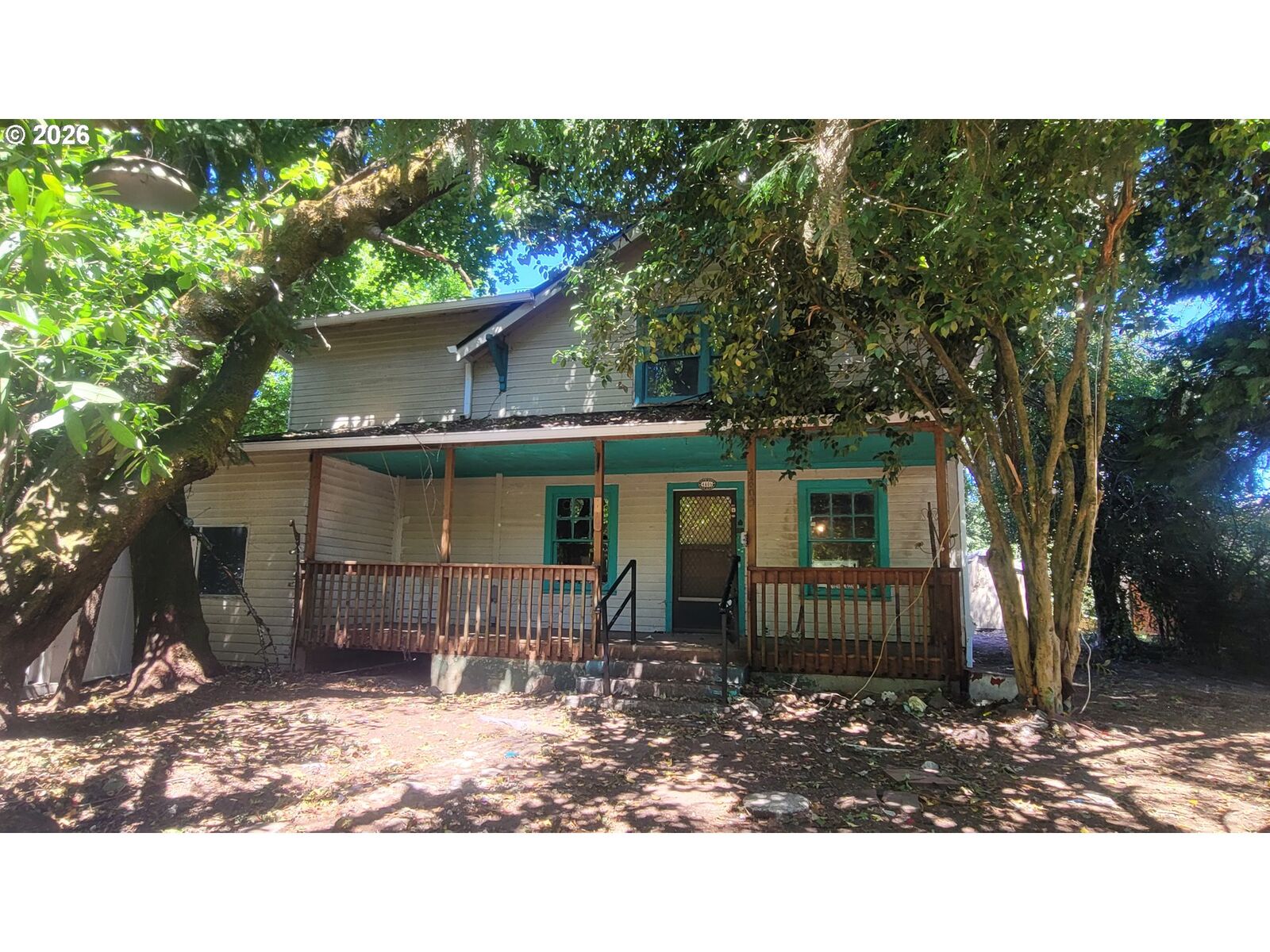 Property Photo: 4605 SE Hull Ave OR 97267