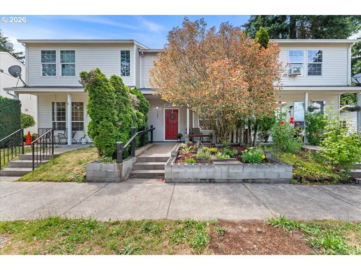 Property Photo:  1545 NE 132nd Ave  OR 97230 