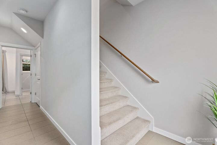 Property Photo: 23000 NE 8th Street C3 WA 98074