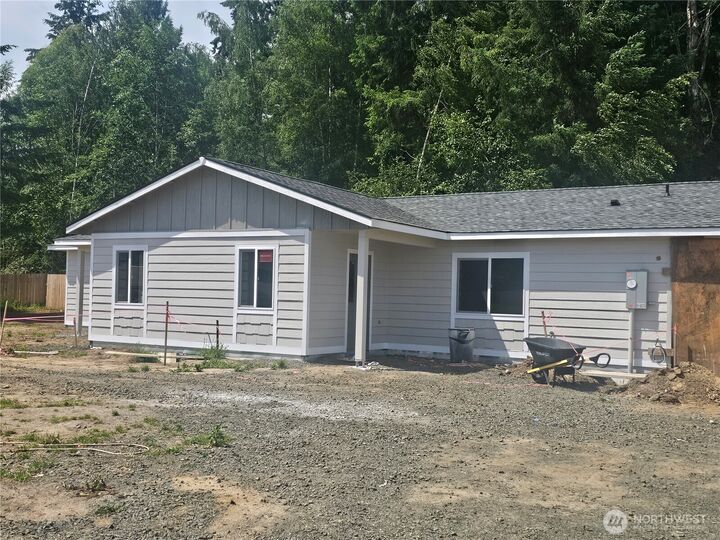 Property Photo: 17 Pebble Creek Court WA 98541