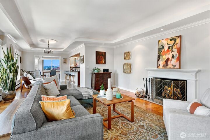 Property Photo: 1400 Hubbell Place Ph110 WA 98101