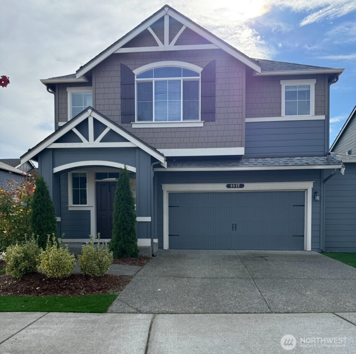 Property Photo:  9922  13th Street SE  WA 98258 