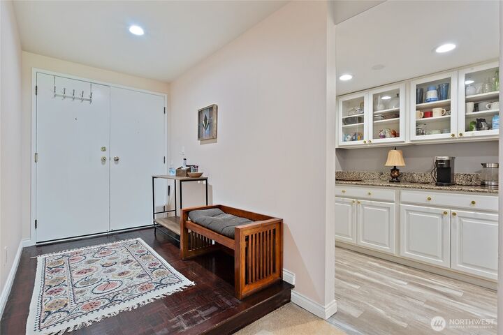 Property Photo:  15512  Country Club Drive B33  WA 98012 
