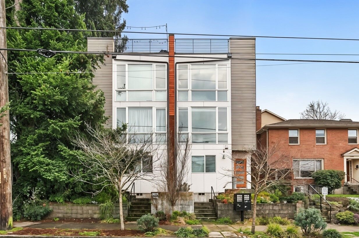 Property Photo:  1740  12th Avenue S C  WA 98144 