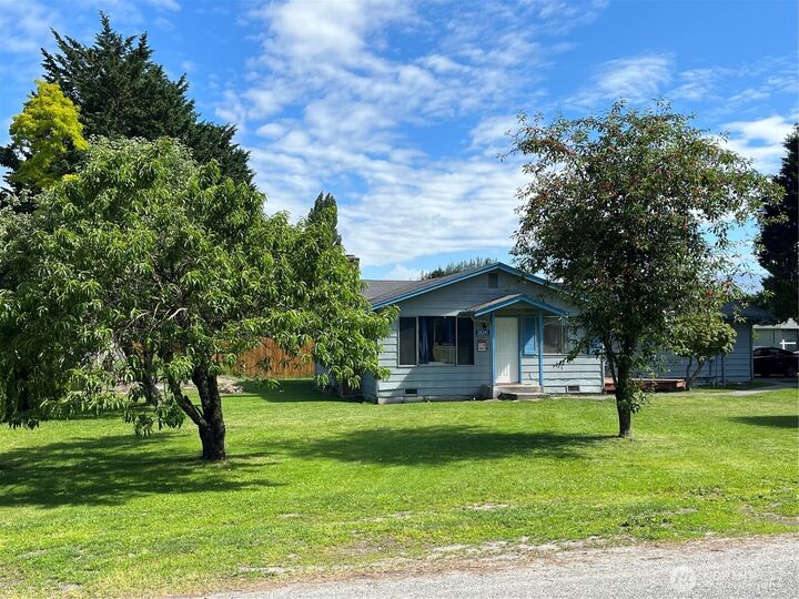 Property Photo:  20291  Aliston Lane  WA 98233 