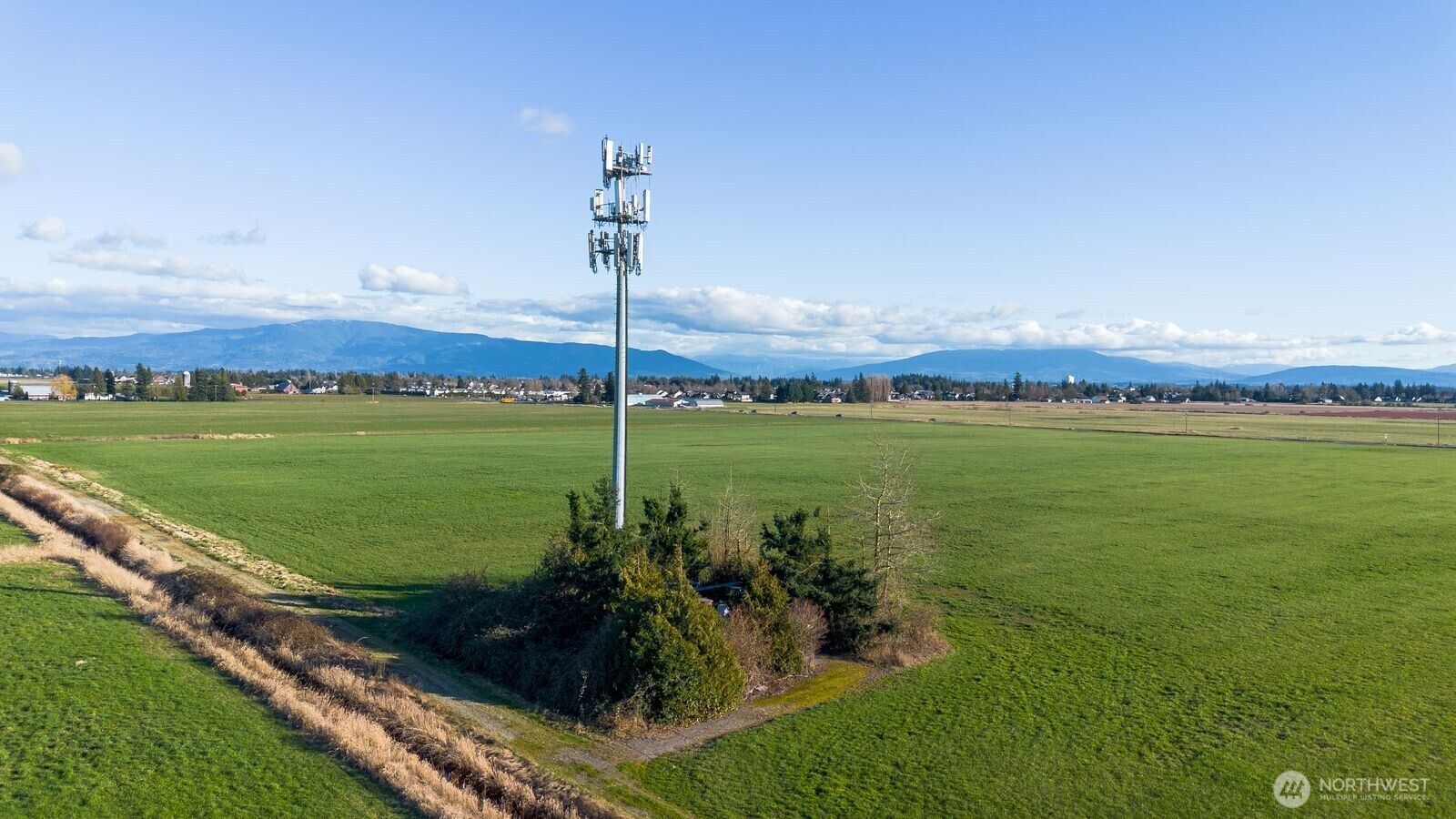 Property Photo: 8976 Double Ditch Road WA 98264