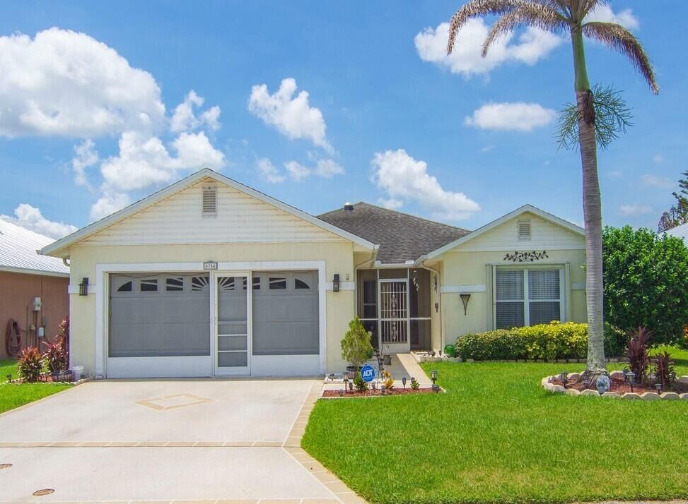 Property Photo: 6704 Picante Circle FL 34951