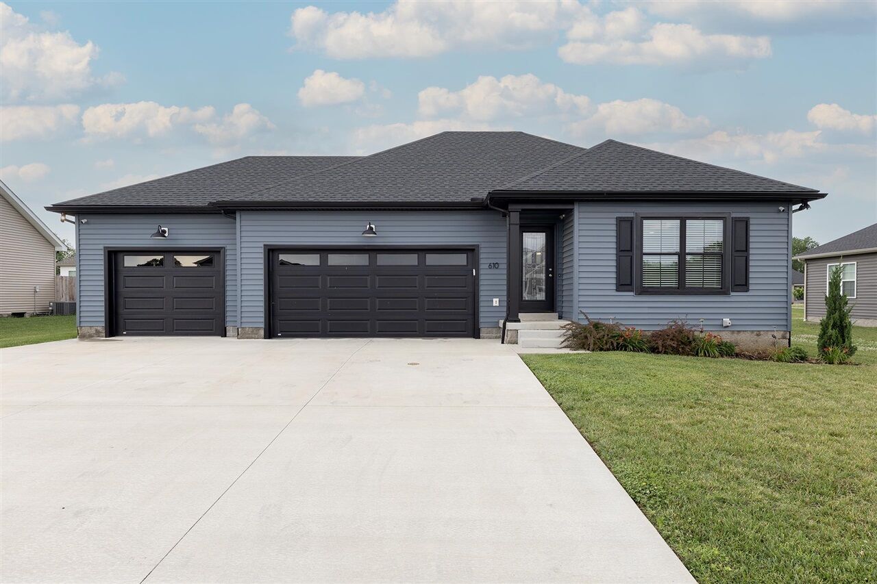 Property Photo:  610 Lockeland Way  KY 42134 