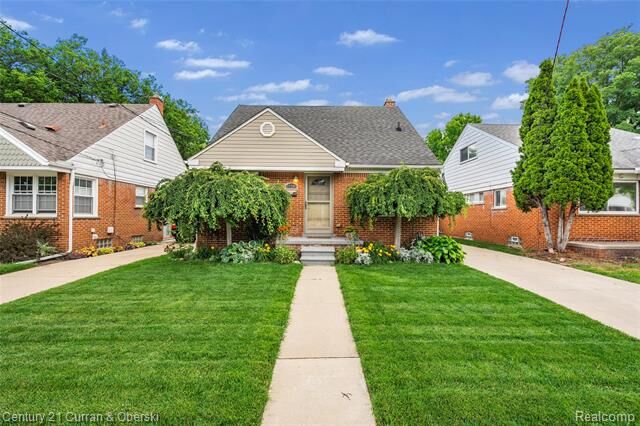 Property Photo:  23704 Harvard Street  MI 48124 