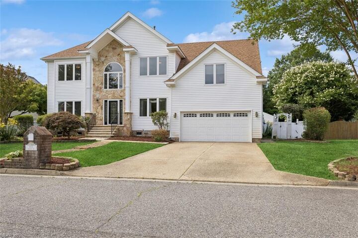 Property Photo:  803 Gresham Way  VA 23323 