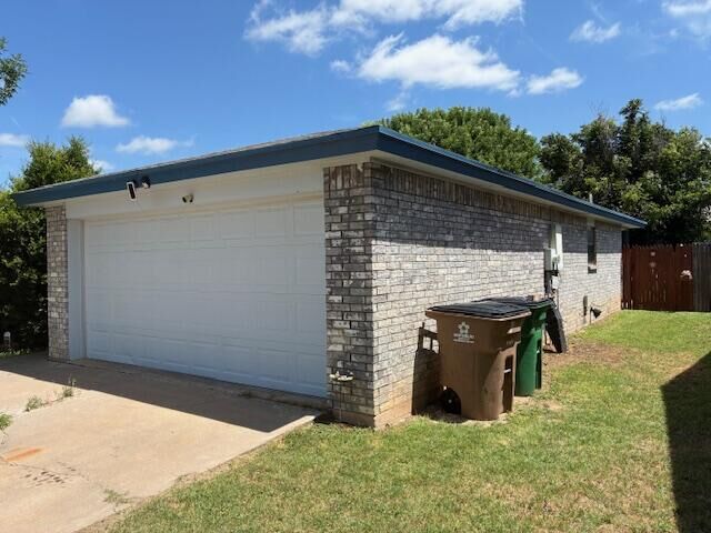 Property Photo:  2718 Regent Boulevard  TX 76905 