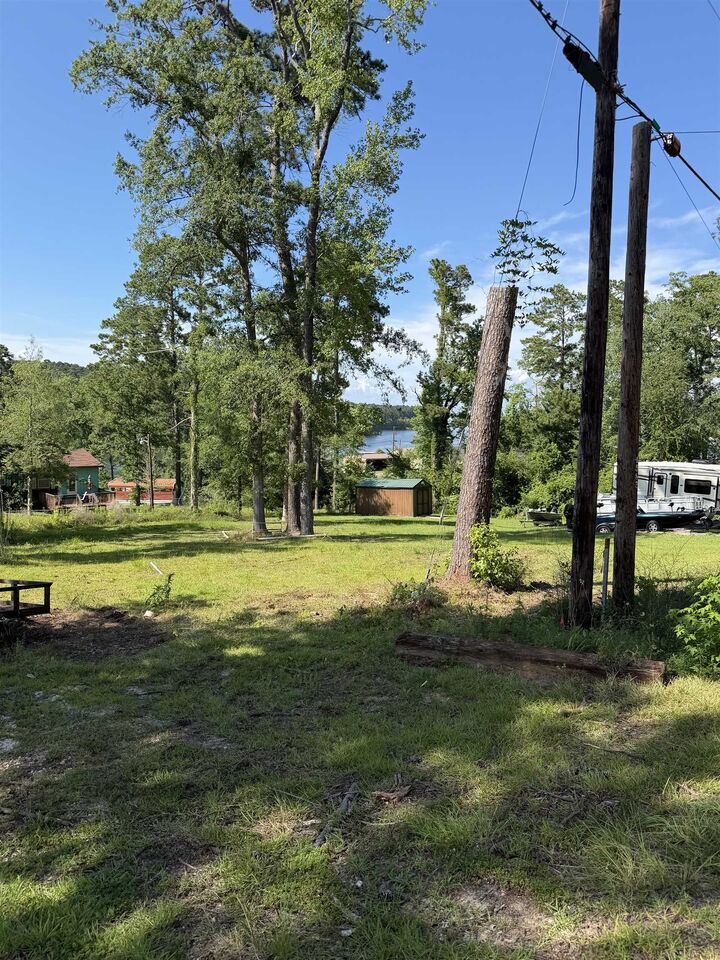 Property Photo: 234 Hillcrest Dr TX 75948