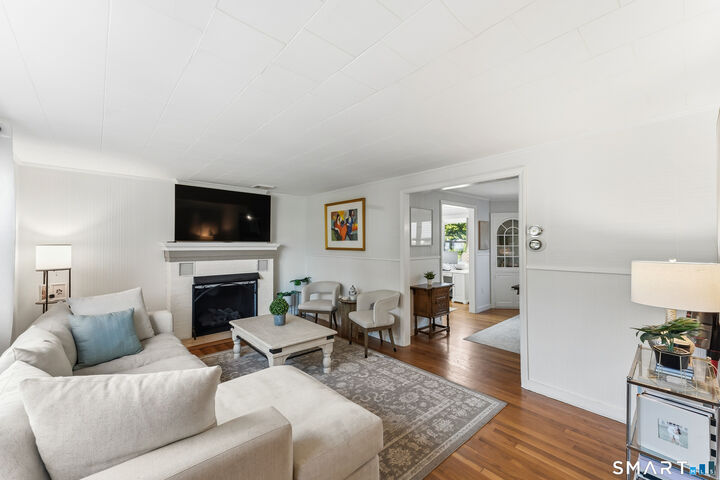 Property Photo:  95 Carmel Street  CT 06518 