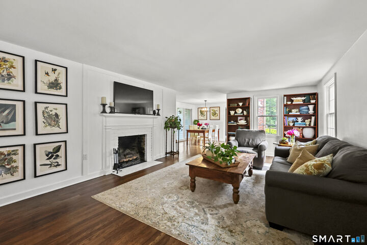 Property Photo:  380 Lovely Street  CT 06001 
