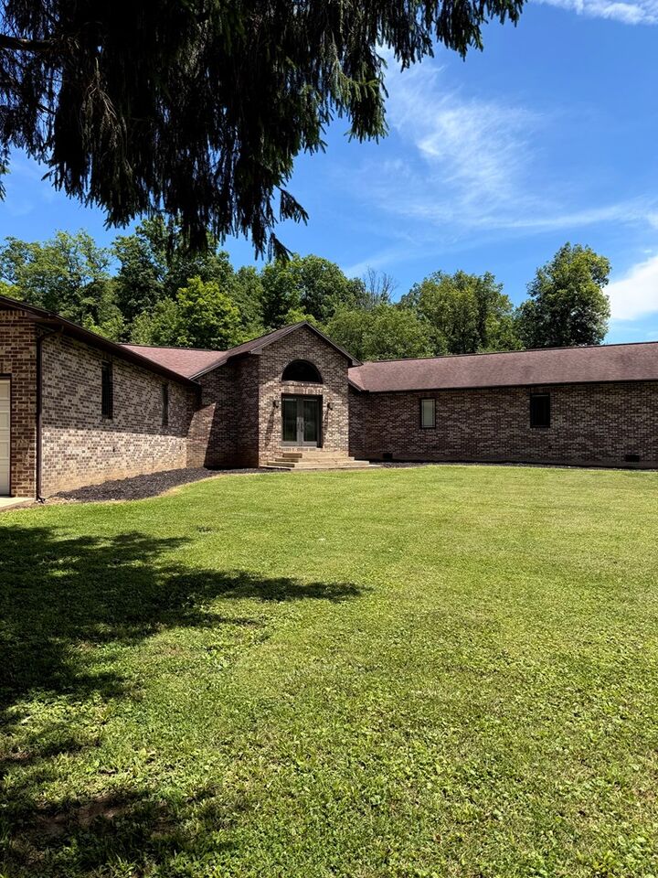 Property Photo: 887 Owl Creek OH 45648
