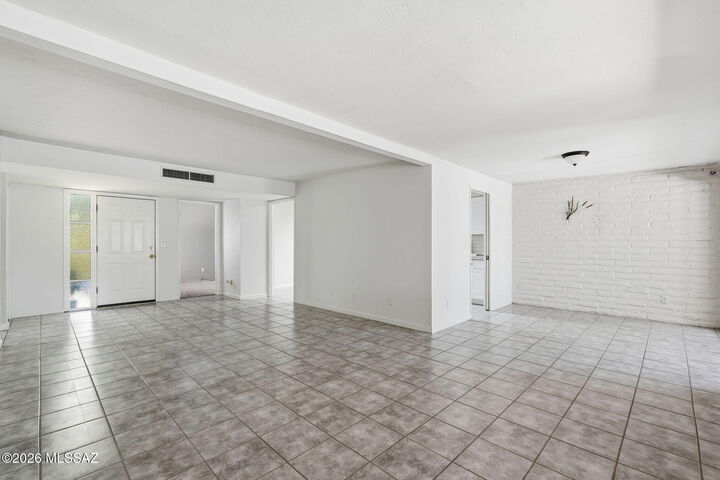 Property Photo: 153 E Mountain Morning Drive AZ 85704