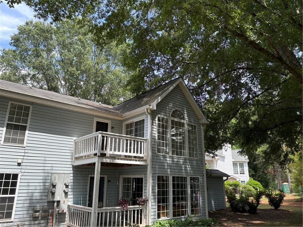 Property Photo:  625 Balfour Road  NC 27104 