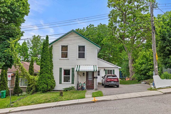Property Photo: 223 Antrim Street ON K9H 3G5