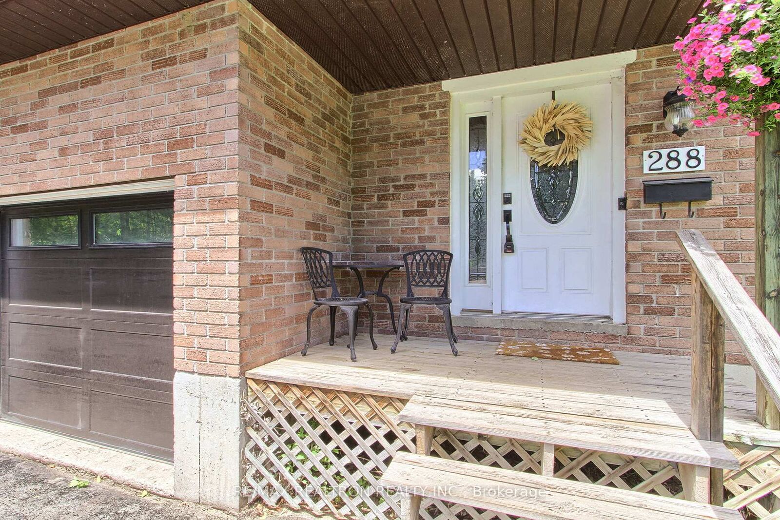 Property Photo: 288 Terrace Drive ON L4P 2Y8